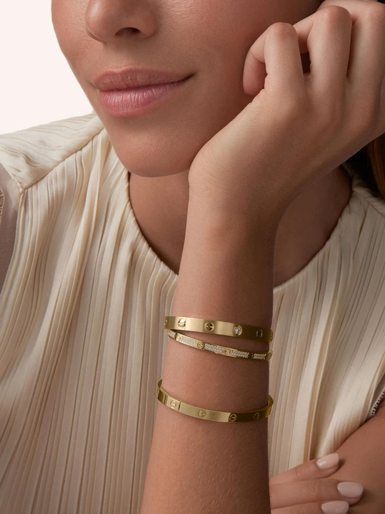bracelet-de-luxe-love-cartier_2a48cd78cea911d84e2d9eb80472859e.jpg